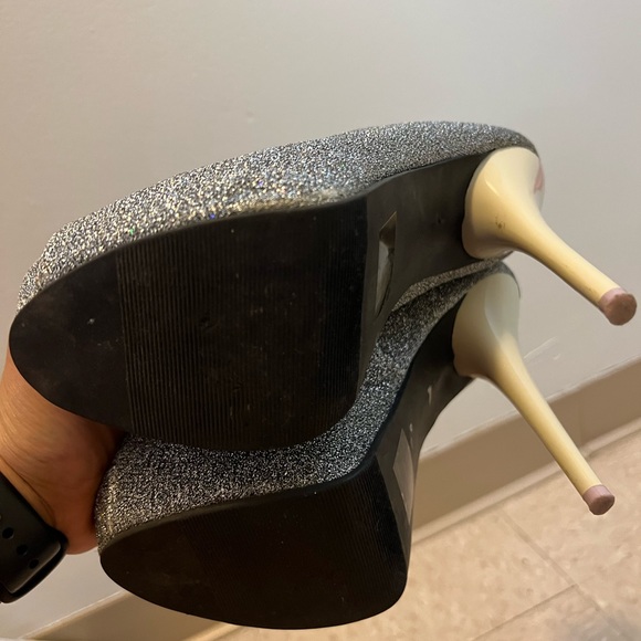 Women size 7 - Picture 4 of 5